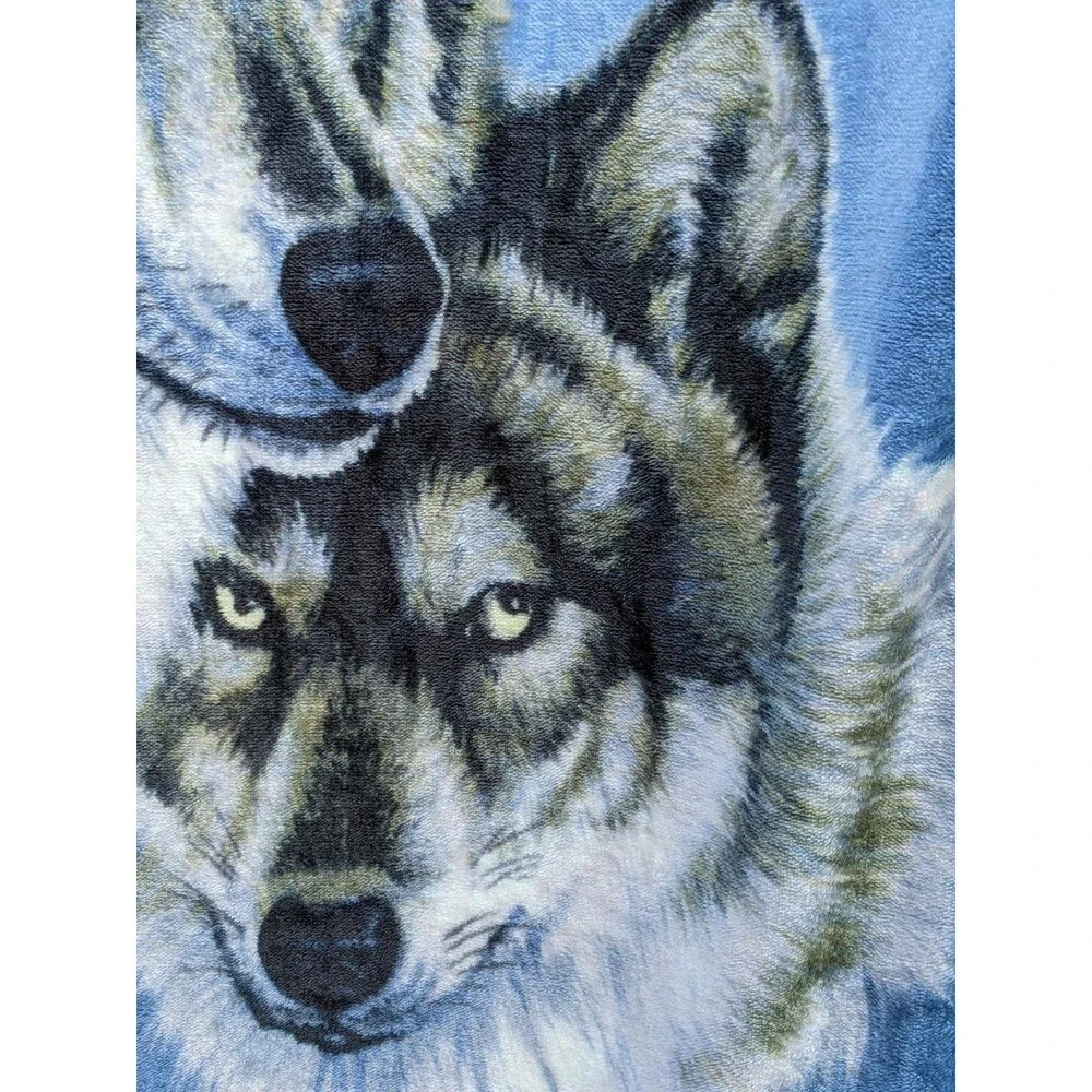 Wolf Wolves Boutique Collection Blanket Couch Bed Throw Blue 46
